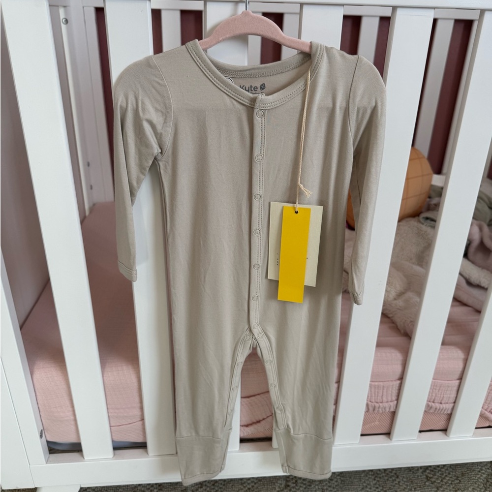 Kyte BABY Oat Snap Romper